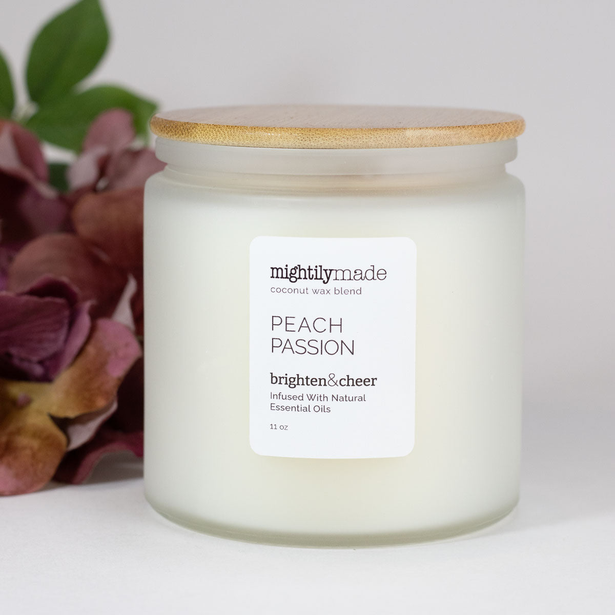 Peach Passion Scented Candle With Decor